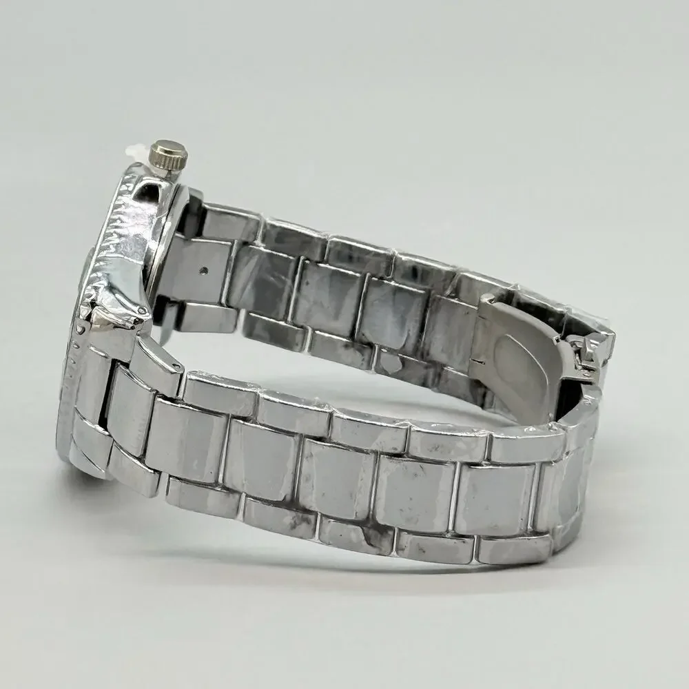 Mens Green Twist Dial Watch Silver Tone Irregular Rhombic Melted Crash Design